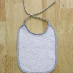 Babero rizo liso blanco/gris 20x25
